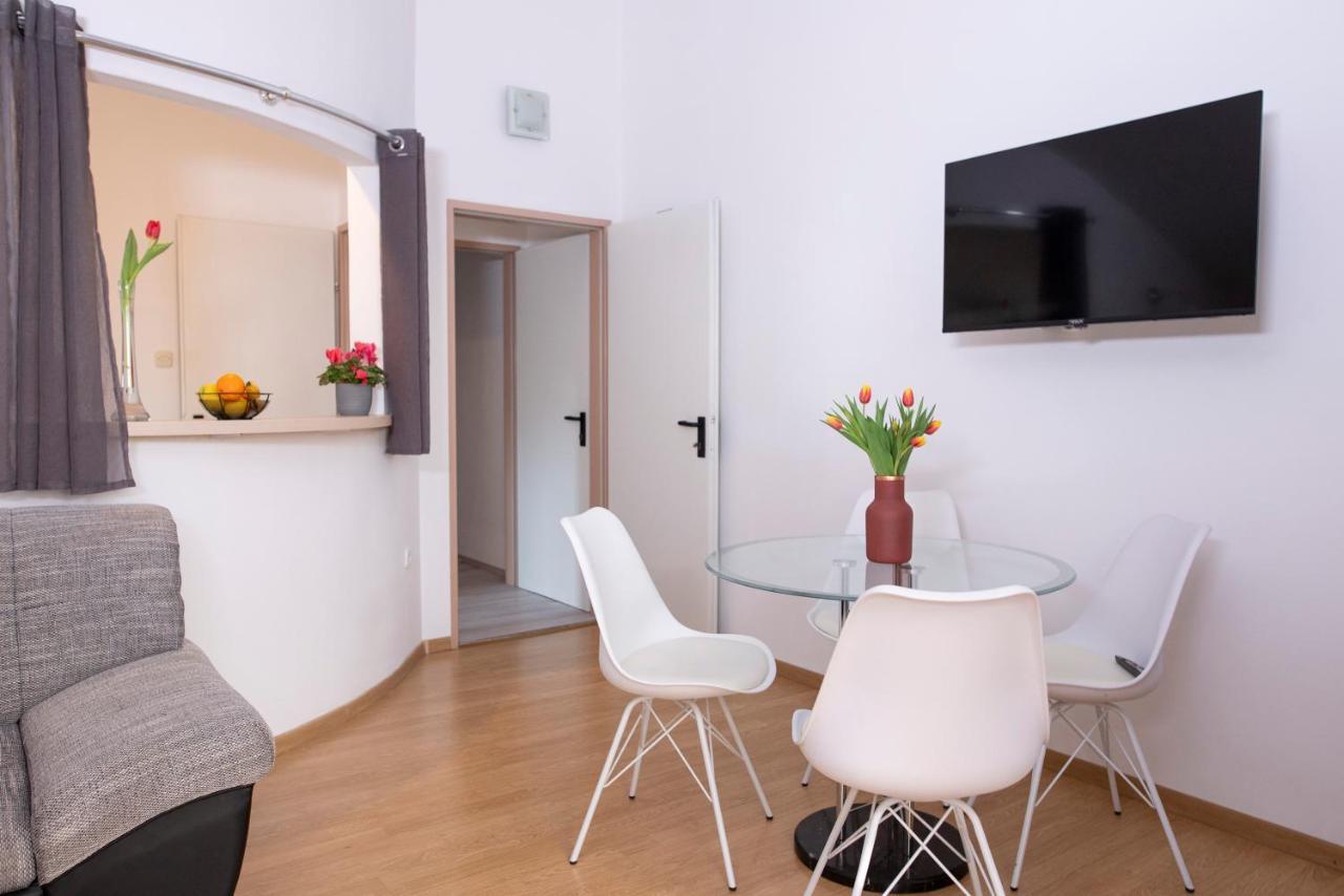Apartman Ivo Kaštela Buitenkant foto