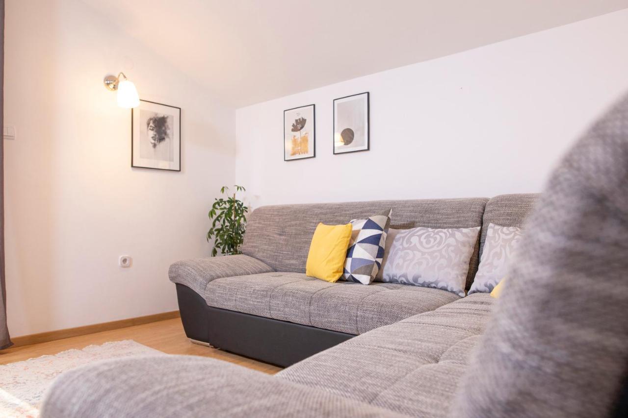 Apartman Ivo Kaštela Buitenkant foto